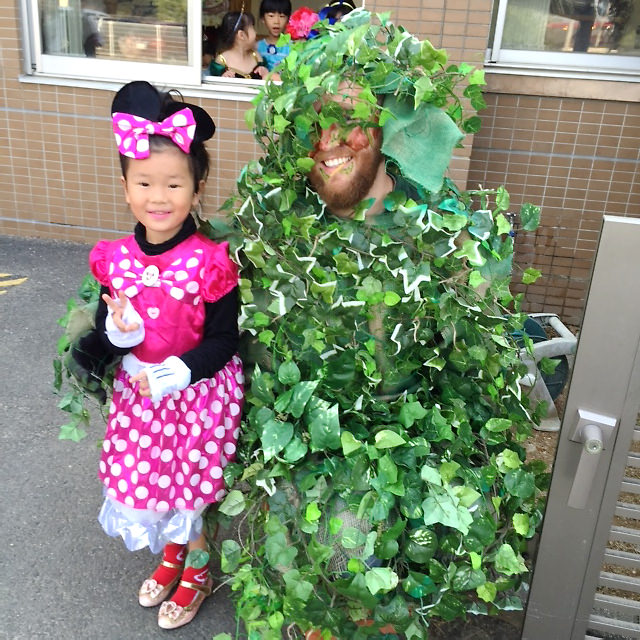 日本の英語バイリンガル保育園での娘。ハロウィンではミニーちゃんになりました。