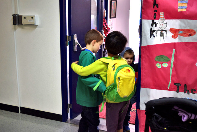 国内留学＆英語ホームステイ先横田基地内の小学校