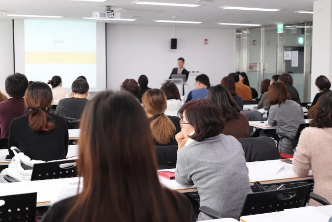 マレーシアの大学ではサマープログラムが毎年開催されています。また、長期的な大学・大学院（MBA）留学を見据えた大学スクール見学も可能です。